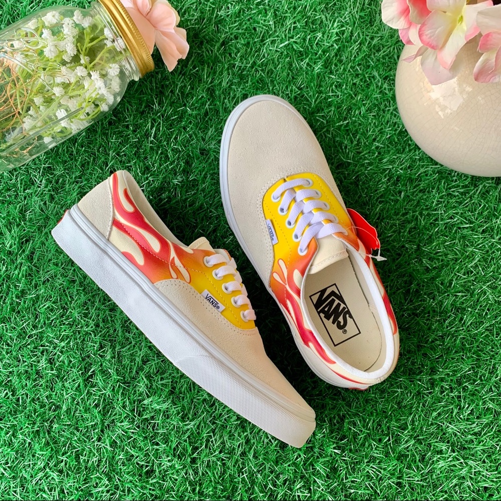 Vans Era Flames - Picture 1 of 8